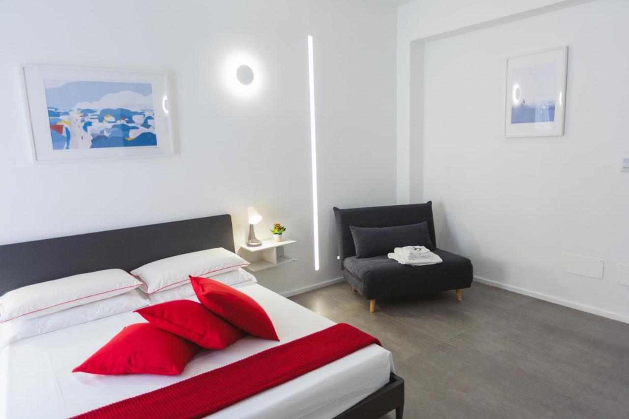 B&B A Due Passi Dal Mare Gela Exterior foto